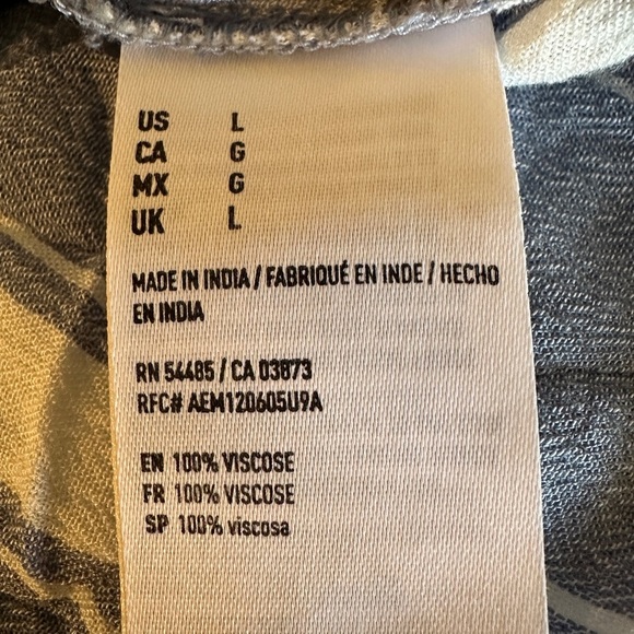 American Eagle top. - Picture 9 of 9